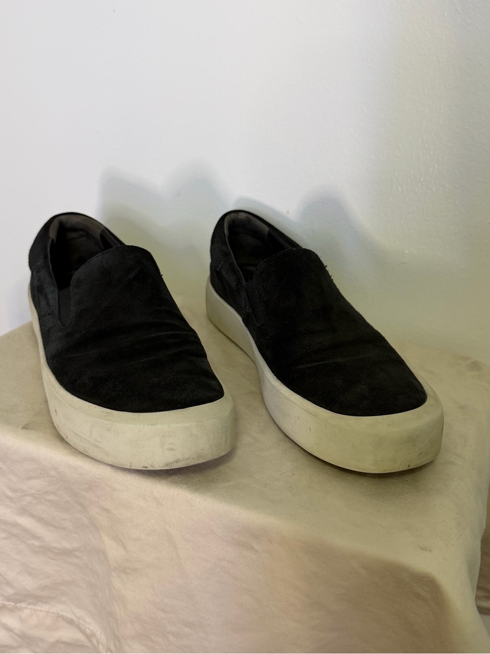 Women’s Vince Black Slip-On Suede Casual Sneakers - Size 8